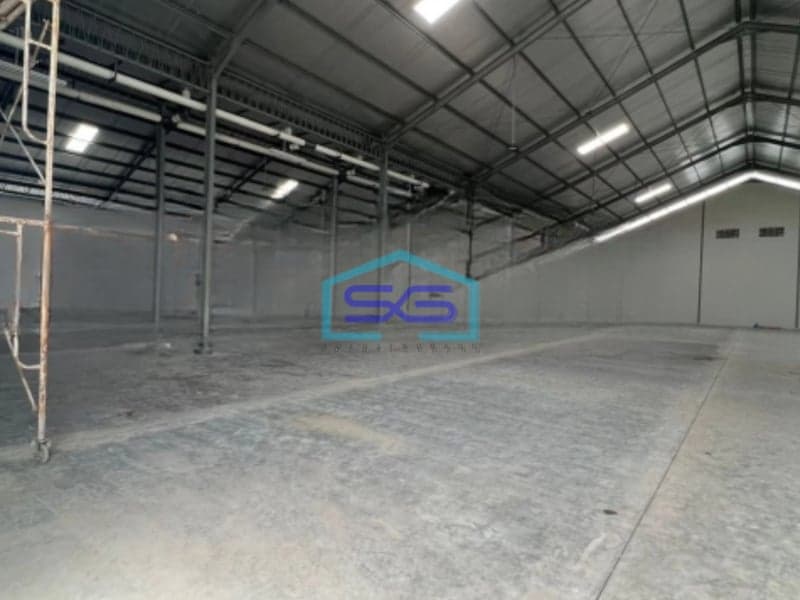 Disewakan Gudang Siap Pakai Luas Bangunan  1360 m² Lokasi Sangat Strategis di Ngaliyan Semarang