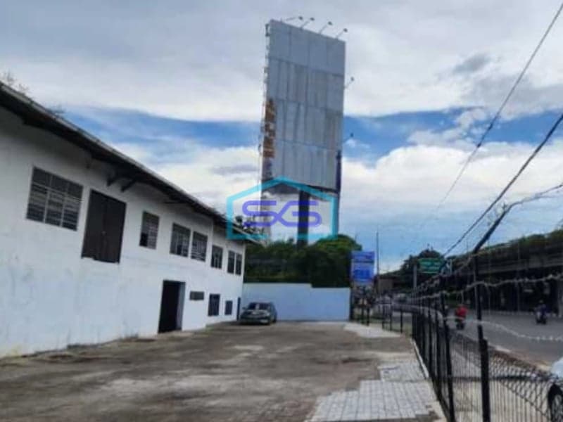 Dijual Gudang Strategis Di Pinggir Jalan Raya Cengkareng Jakarta Barat Luas 1000m2