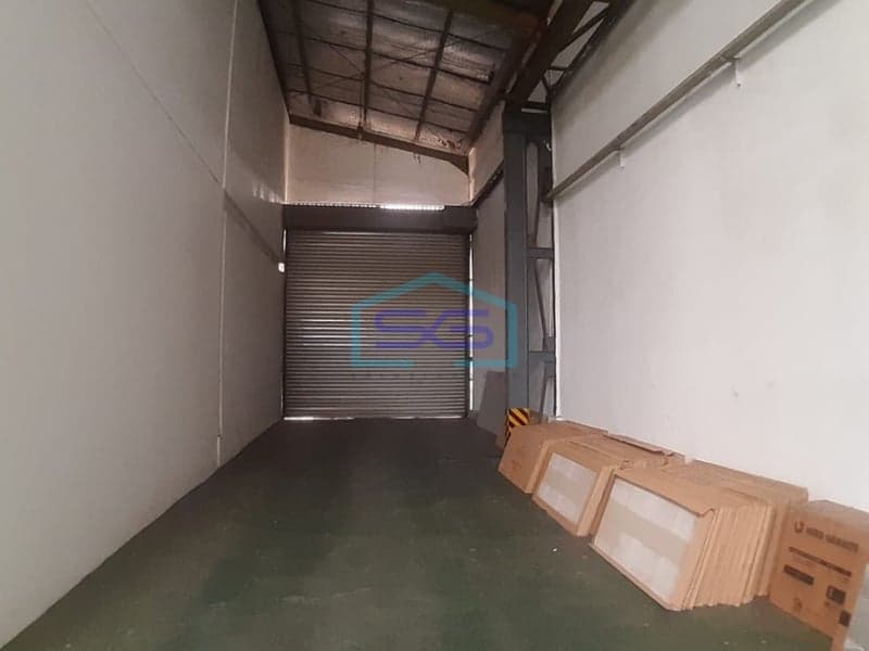 Disewakan gudang lengkap dan Luas 1500 M2 di Lippo Cikarang Industrial Estate