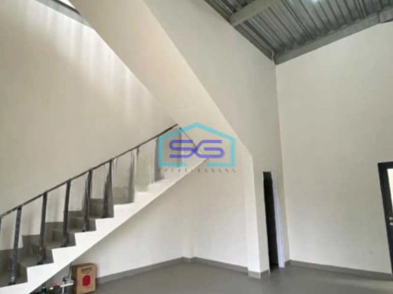 Disewakan Gudang Luas Tanah 429 m2 Lokasi Bebas Banjir di Jakarta Barat