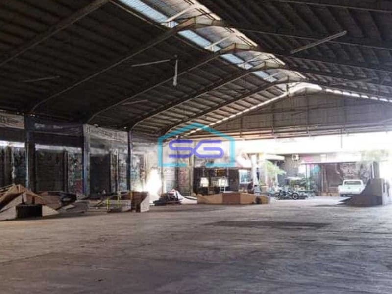 Disewakan Gudang Terbuka Dan Ruko Sunset Road Bali Badung LT 2400m2