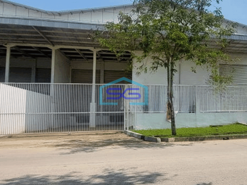 Disewakan Gudang Strategis Hook Delta Silicon 3 Sip Huni di Cikarang LT 1058m2