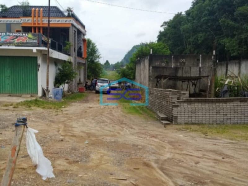 Dijual Tanah Jalan Lintas Palembang Indralaya Strategis Luas 4680m2 Sumatera Selatan