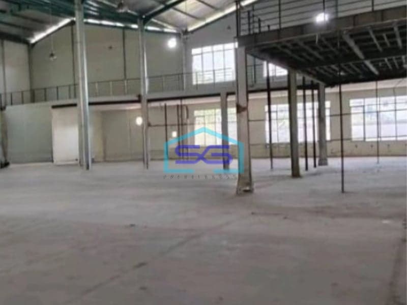 Disewakan Gudang Luas Tanah 13000 m² Lokasi di Surabaya