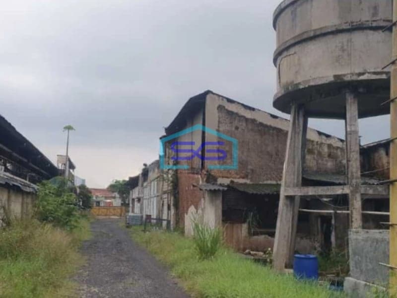 Dijual Gudang Ex Pabrik Di Moh Toha Km6.1 Dayeuhkolot, Bandung Luas Bangunan  10000 m²
