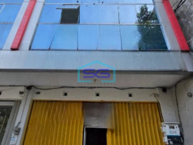 Disewakan Ruko 3 Lantai Luas Bangunan  222 m² Lokasi Candisari Semarang