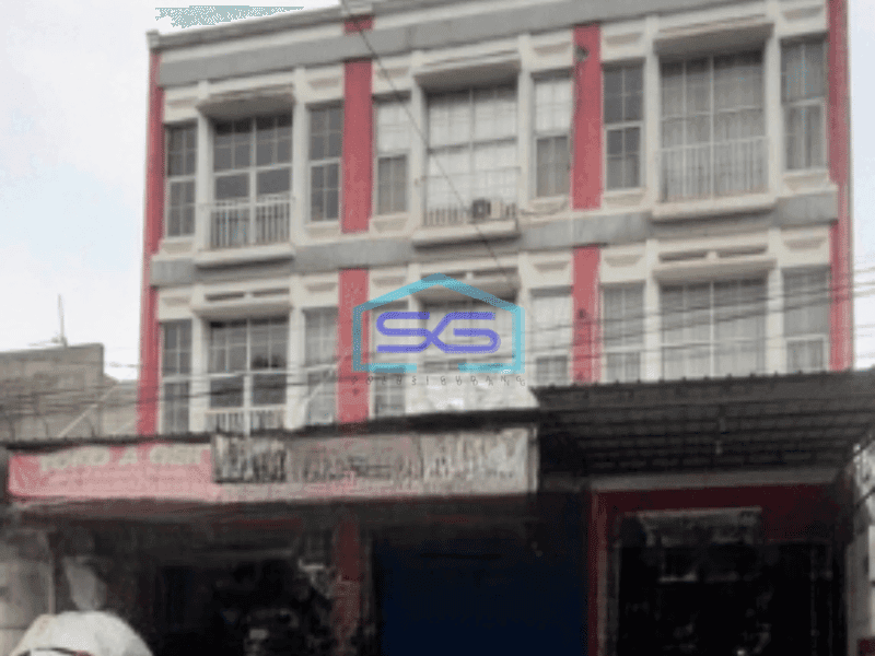 Disewakan Ruko Lokasi Strategis 3 Lantai Luas Bangunan 180 m² di Karawaci Tangerang