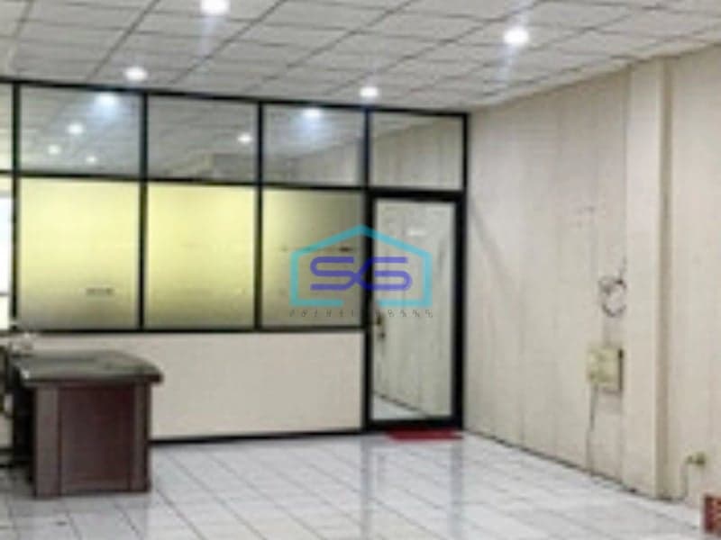 Dijual Cepat Ruko 3 lantai Lokasi Strategis di Citra garden Jakarta Barat LB 294m2