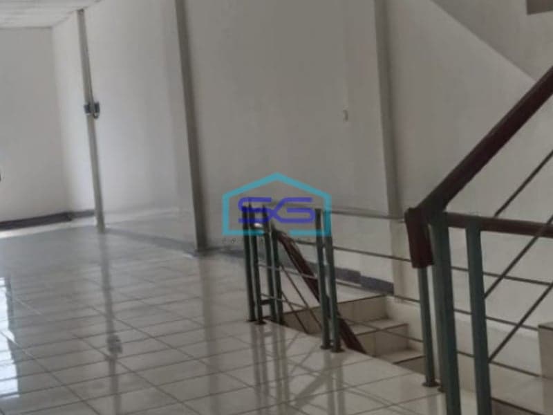 Disewakan Ruko 3 Lantai Luas Bangunan 210 m² di Cibinong Bogor