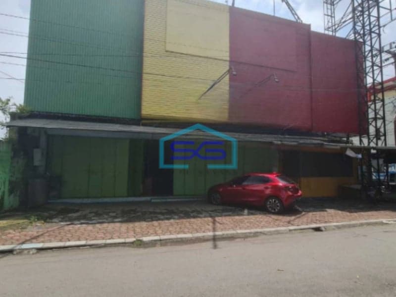 Disewakan Ruang Usaha Lokasi Strategis Di Tengah Kota Solo Slamet Riyadi LB 500m2