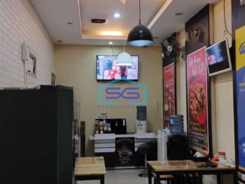 Disewakan Siap Pakai Lokasi Strategis Ruko Sentra Gading Gading Serpong, Tangerang Luas Bangunan 237 m²