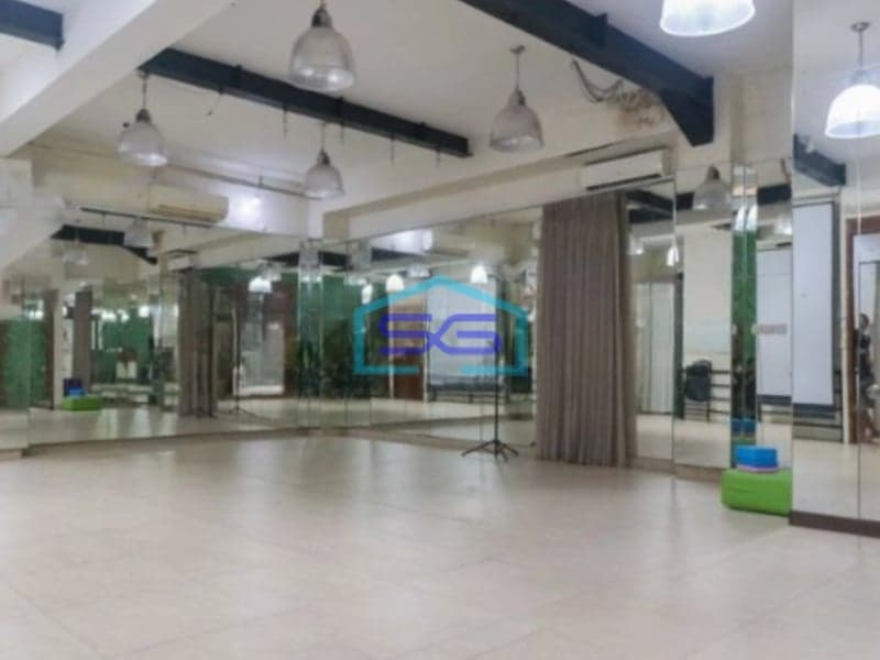 Dijual Ruang Usaha di Pinggir Jalan Area Kebayoran Baru Jakarta Selatan LT 245m2