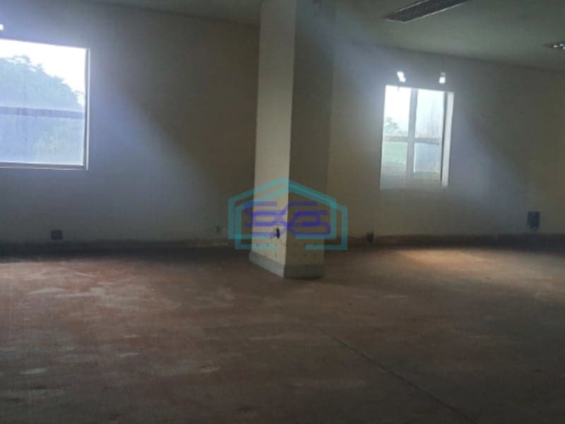 Dijual Kantor Luas Tanah 2947 m2 Lokasi Bebas Banjir di Jakarta Pusat