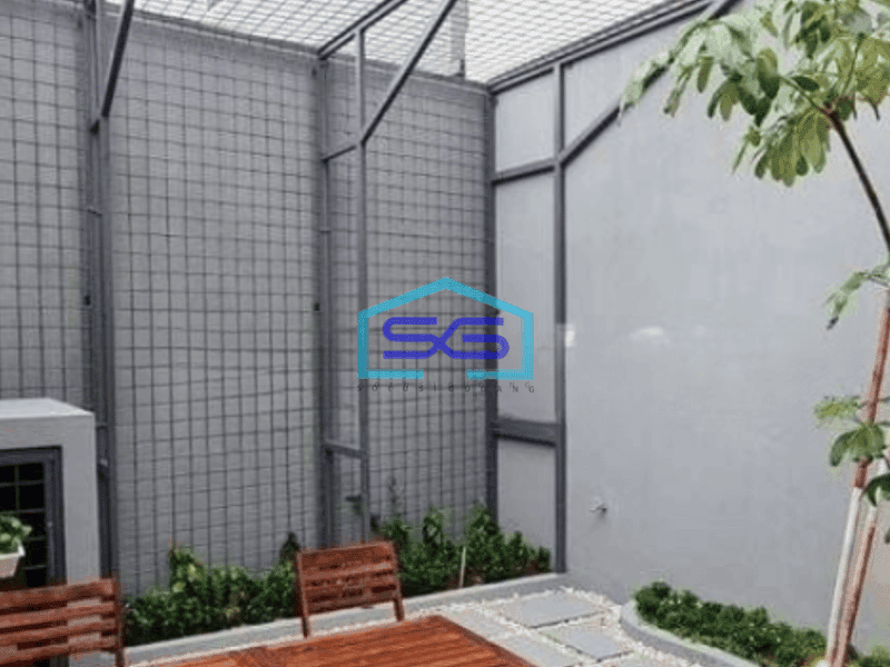 Disewakan Ruko Crown Greenlake City Luas Bangunan 270 m²