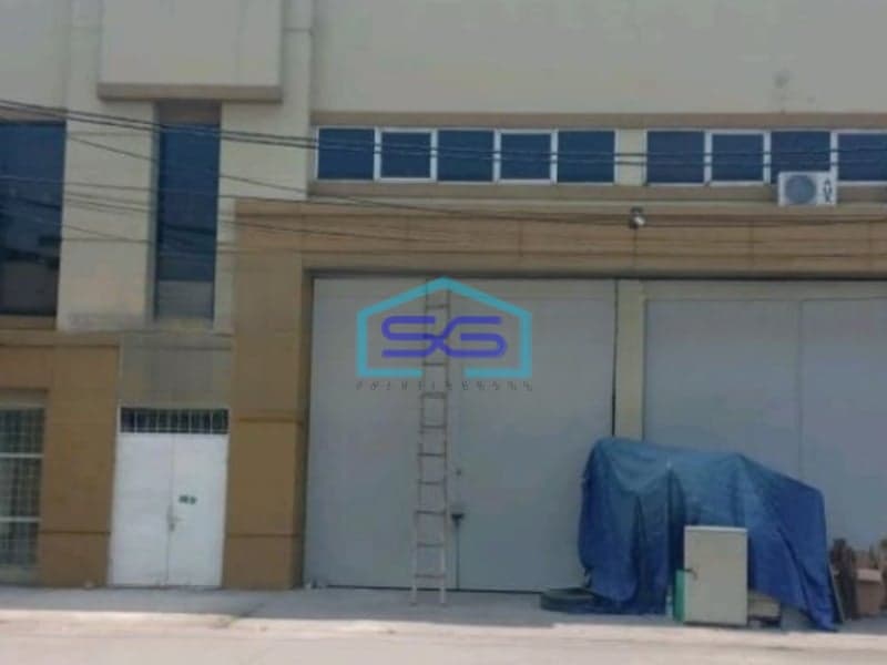 Disewakan Gudang Ada Kantor Luas Bangunan 350 m²  Lokasi di Jakarta Barat