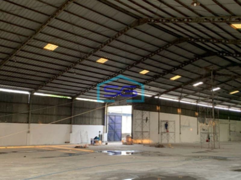 Disewakan Gudang Luas Bangunan 3500 m² di Kalianak Surabaya