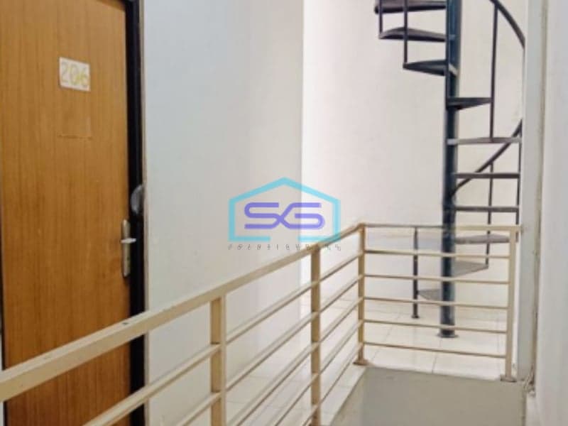 Disewakan Ruko di Daerah Kota Wisata Cibubur Bogor Sangat Strategis LB 250m2