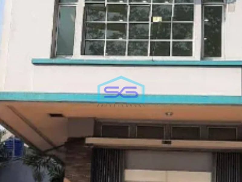 Disewakan Ruko Strategis di BSD Tol Boulevard Tangerang LB 225m2