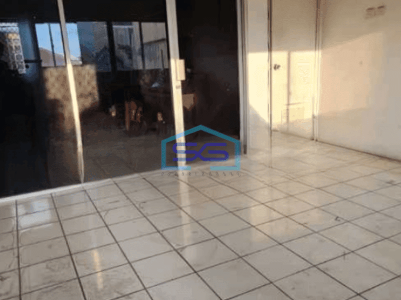 Dijual Ruko Luas Bangunan  220 m² di Tambora Jakarta Barat Siap Pakai