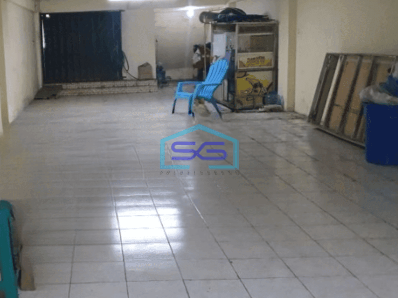 Disewakan Ruko Luas Bangunan 400 m² di Pluit Jakarta Utara