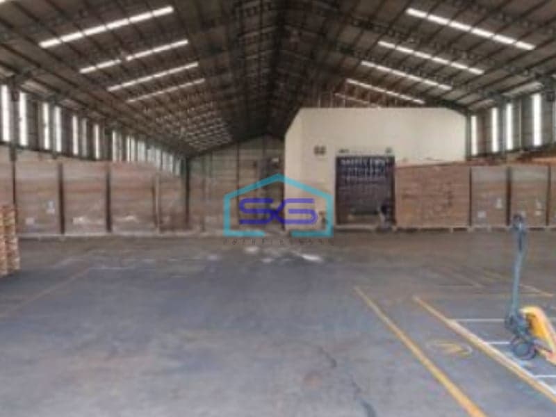 Disewakan Gudang Ada Kantor Luas Bangunan 3580 m² di Margomulyo Surabaya