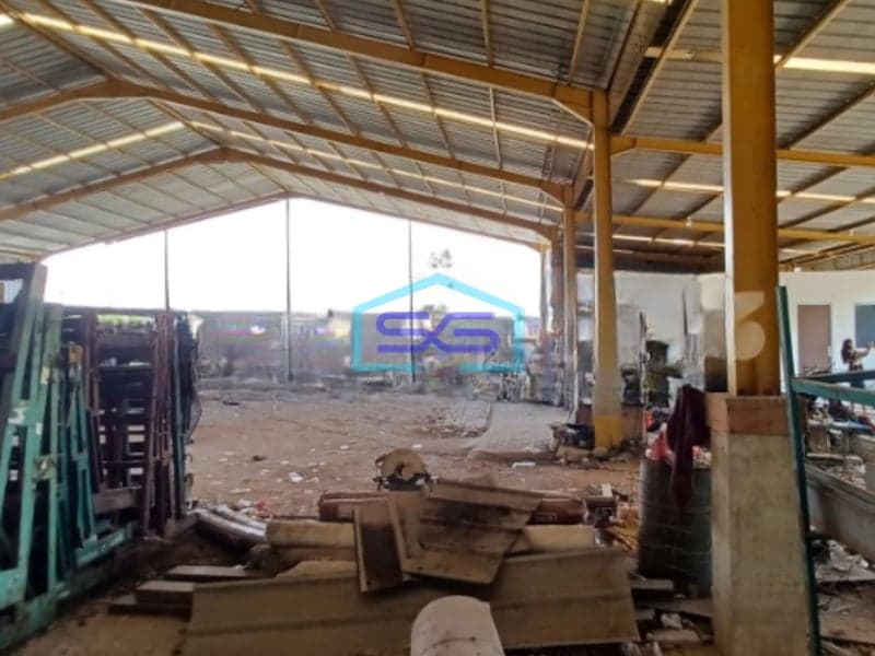 Dijual Gudang Akses Container 40 Feet Luas Bangunan  1000 m² di Tangerang