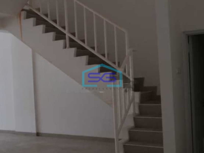 Disewakan Cepat Ruko Bebas Banjir Luas Bangunan 294 m²  di Tangerang