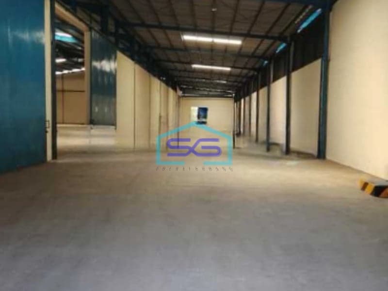 Disewakan Gudang Luas Bangunan  1344 m² Lokasi di Harapan Indah Bekasi