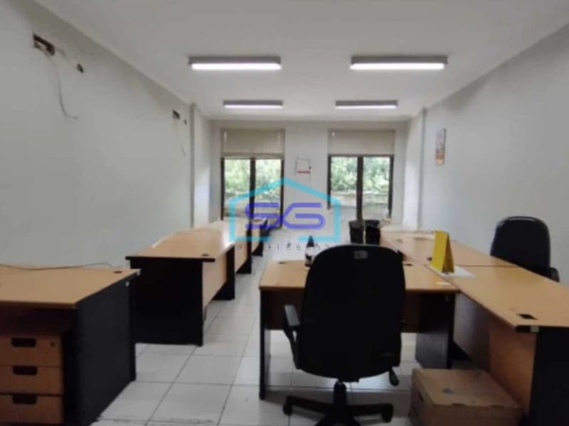 Disewakan Ruko 3.5 Lantai Gatot Subroto Kota Bandung Luas Bangunan 455m2