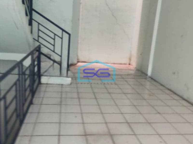 Disewakan Ruko Di Pluit Raya Jakarta Utara Bangunan 4,5 Lantai Bagus LB 240m2