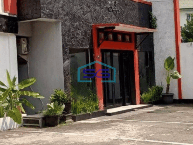 Disewakan Ruang Usaha Harga Murah 3 Lantai Luas Tanah  400 m² di Sukajadi Bandung