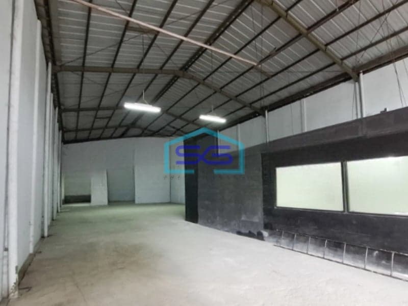 Disewakan Gudang Ada Kantor Luas Tanah 540 m² Lokasi di BSD Tangerang Kondisi Bagus