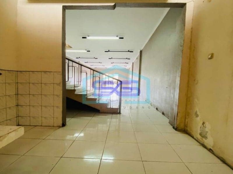 Disewakan Ruko Di Pingir Jalan Raya Imam bonjol Akses Jalan Lebar