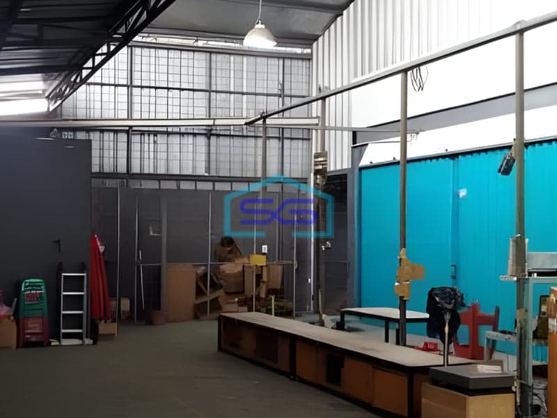 Dijual Cepat Kantor Gudang Luas Siap Huni di Duri Kosambi Jakarta Barat LT 1299m2