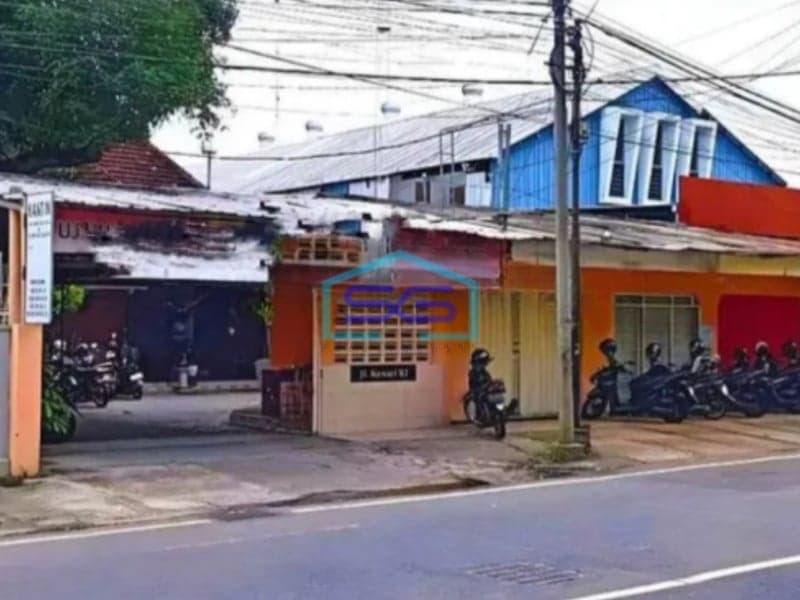Dijual Tanah Bonus Ruang Usaha di Pinggir Jalan Yogyakarta LT 1045m2