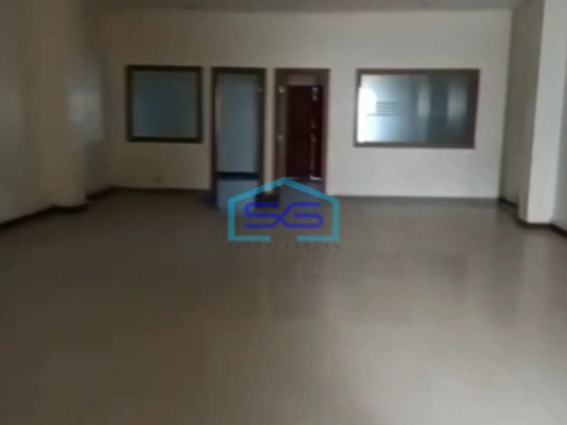 Disewakan Ruko 3 Lantai Mahendradata Denpasar Bali Parkir Luas LB 425m2