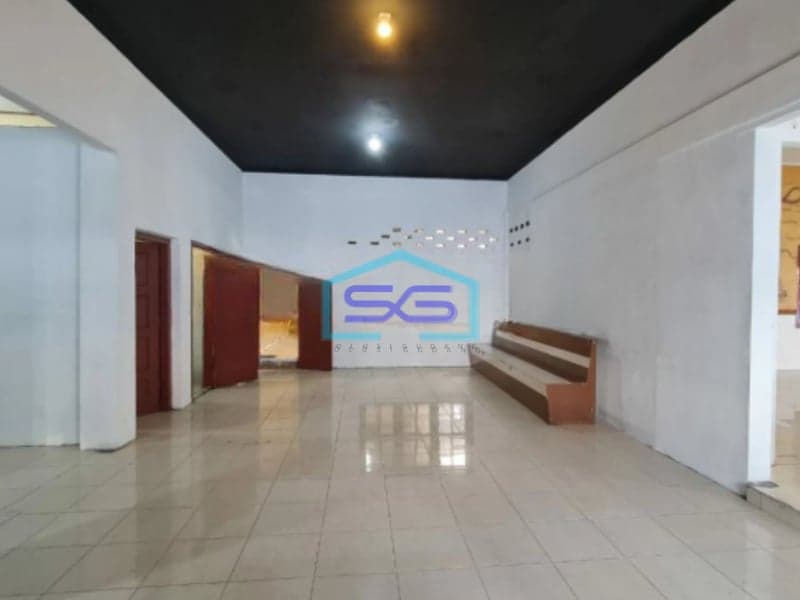 Dijual Ruang Usaha Strategis Dekat Jalan Slamet Riyadi Banjarsari Solo Luas Tanah 683m2