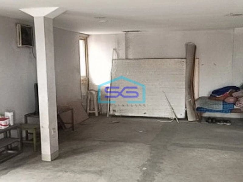 Dijual Bangunan Gudang Hhome Industri di Grogol Jakarta Barat LB 436m2