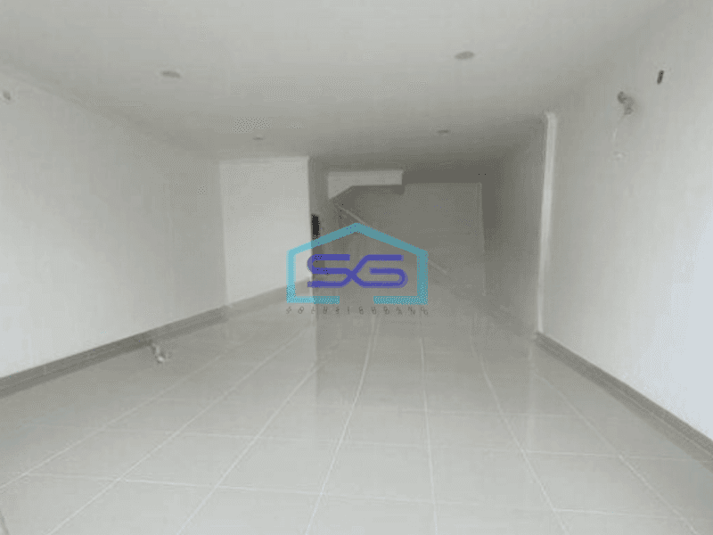 Disewakan Gudang Blessindo Karawaci Tangerang Luas Tanah 864 m²