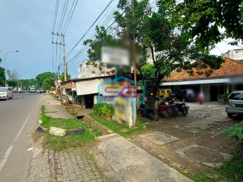 Dijual Lahan Komersil Bonus Bangunan di Jalan R.E Martadinata Palembang LT 847m2