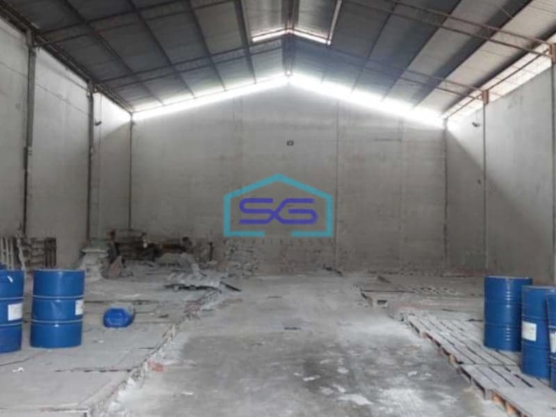 Disewakan Gudang Akses Container 40 Feet Luas Bangunan 880 m² Lokasi Kalideres Jakarta Barat