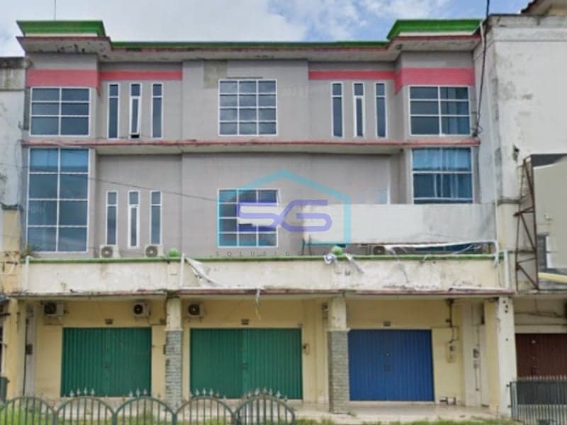 For Sale: 3-Story Adjacent Shophouses in Bangunharjo Business District, Sewon, Bantul, Yogyakarta - Land Size 360m2