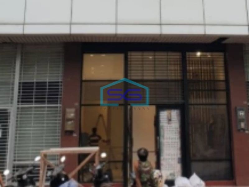 Dijual Kantor Luas Bangunan  220 m² Lokasi Kembangan Jakarta Barat