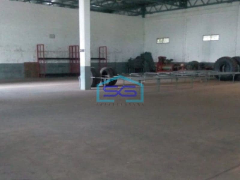 Disewakan Gudang di Jalan Raya Semarang Mangkang Luas Bangunan 1500m2