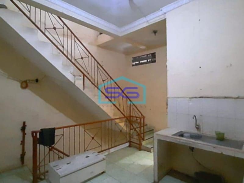 Dijual Ruko di Menceng Raya Bangunan 3 Lantai Kalideres Jakarta Barat LB 150m2