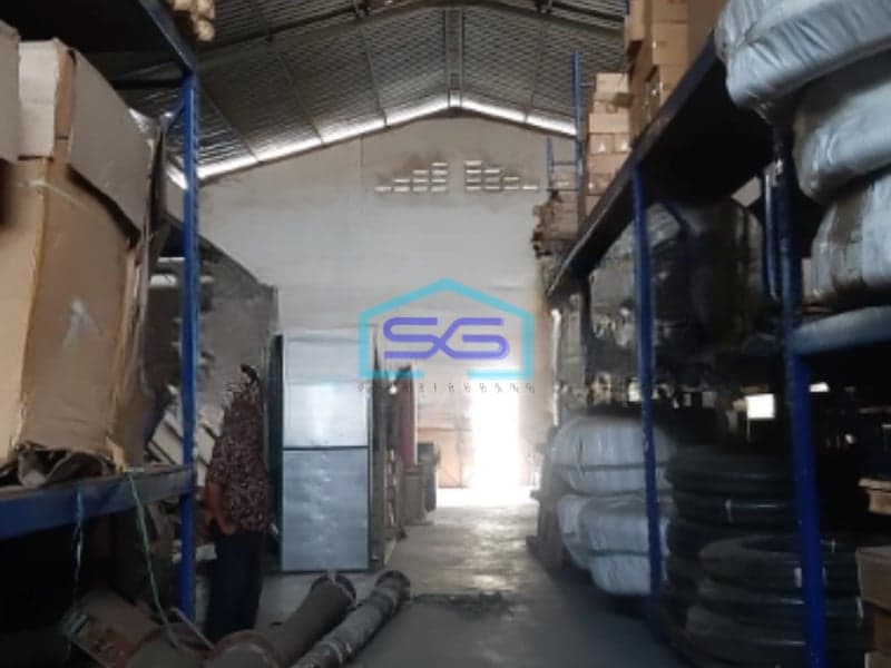 Dijual Gudang Luas Tanah 405 m² Lokasi di Cengkareng Jakarta Barat