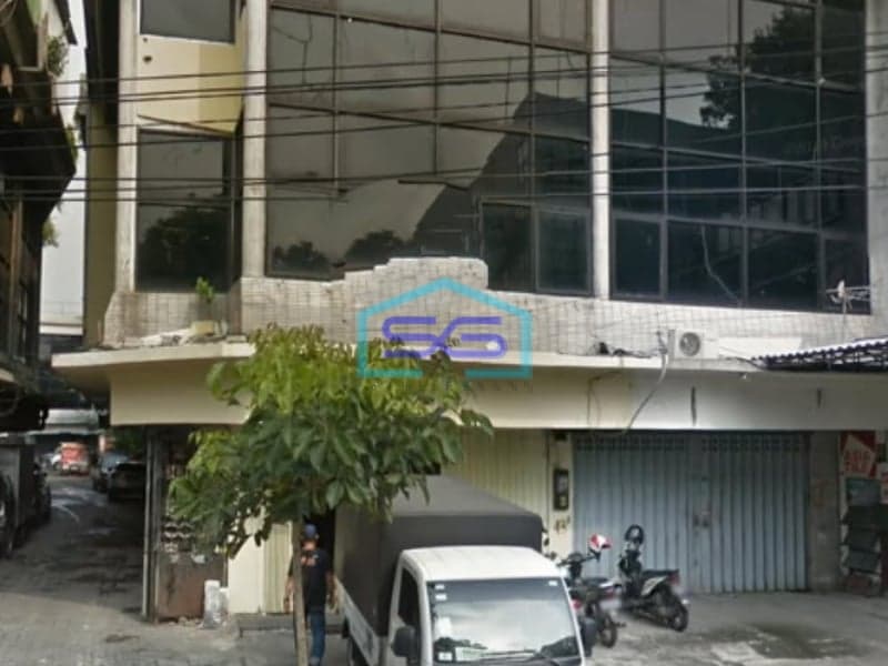 Disewakan Ruko Pahlawan di Surabaya Jawa Timur Bangunan 3,5 Lantai