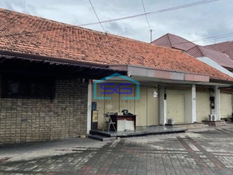 Disewakan Ruko Bangunan 1 Lantai Rapi Terawat Pinggir Jalan Raya Protokol Semarang LT 1085m2