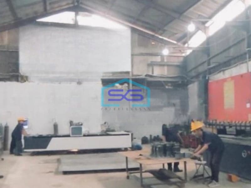 Dijual Gudang Lokasi Pinggir Jalan Raya Pangeran Jayakarta Jakarta Pusat