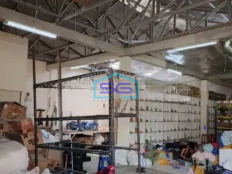 Disewakan Gudang Luas Bangunan 300 m2 Lokasi Larangan Tangerang